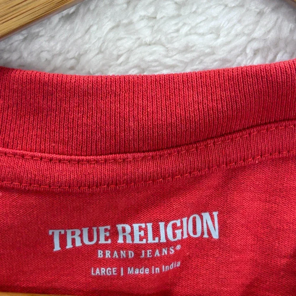 New True‎ Religion Tee Men's Large Red Sashiko  Crewneck Graphic